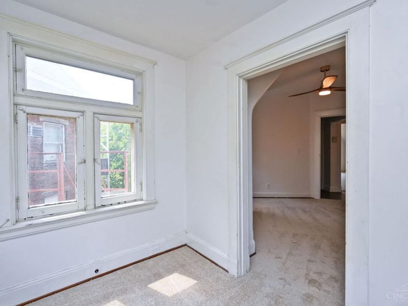 236 Loraine Avenue, Cincinnati, OH 45220 Photo 45