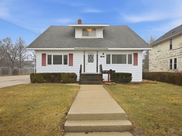 430 Bridge Avenue, Alma, MI 48801
