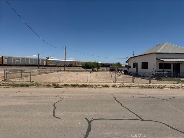 0 Needles, Needles, CA 92363