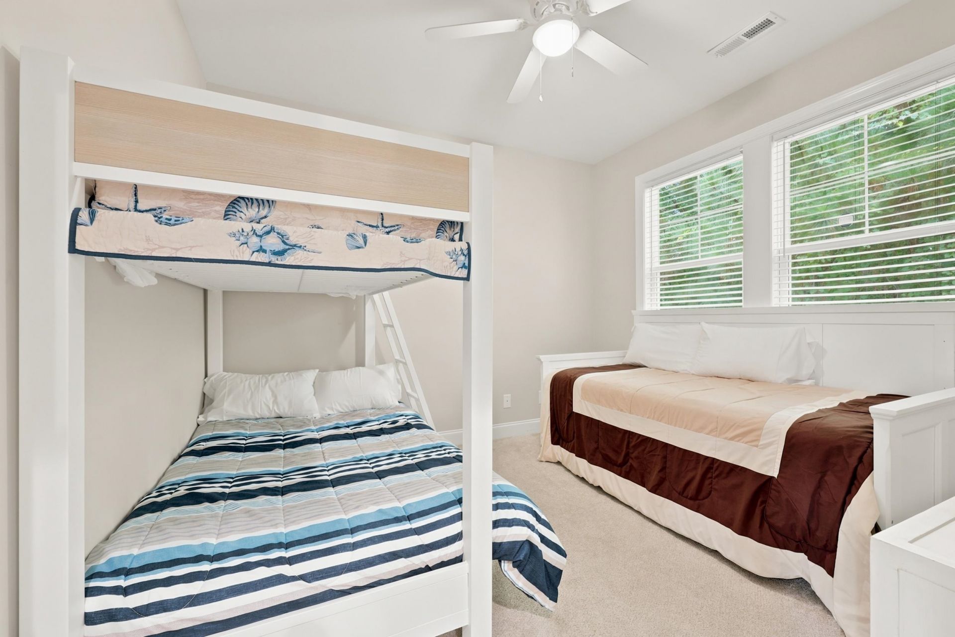 5224 Sea Coral Way Photo 14