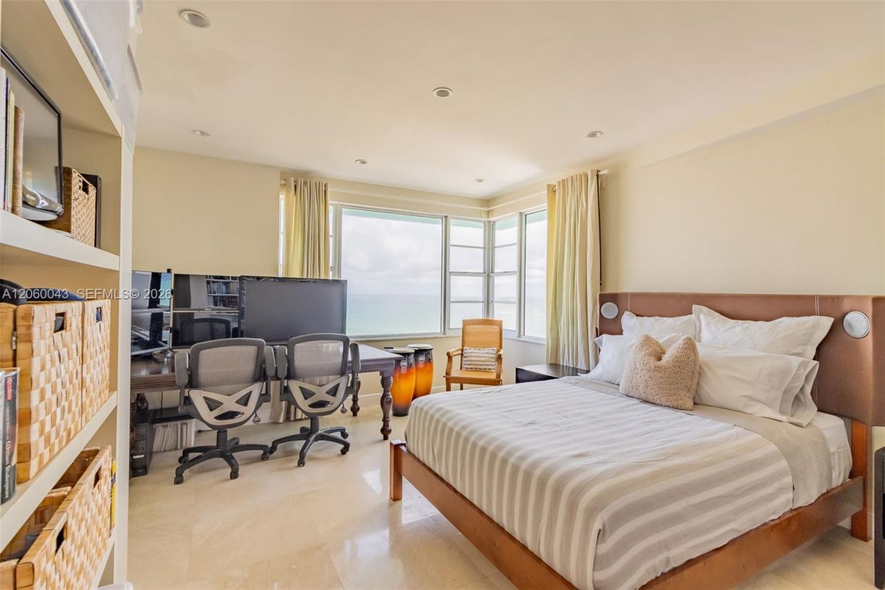 5255 Collins Ave , Unit 11E, Miami Beach, FL 33140 Photo