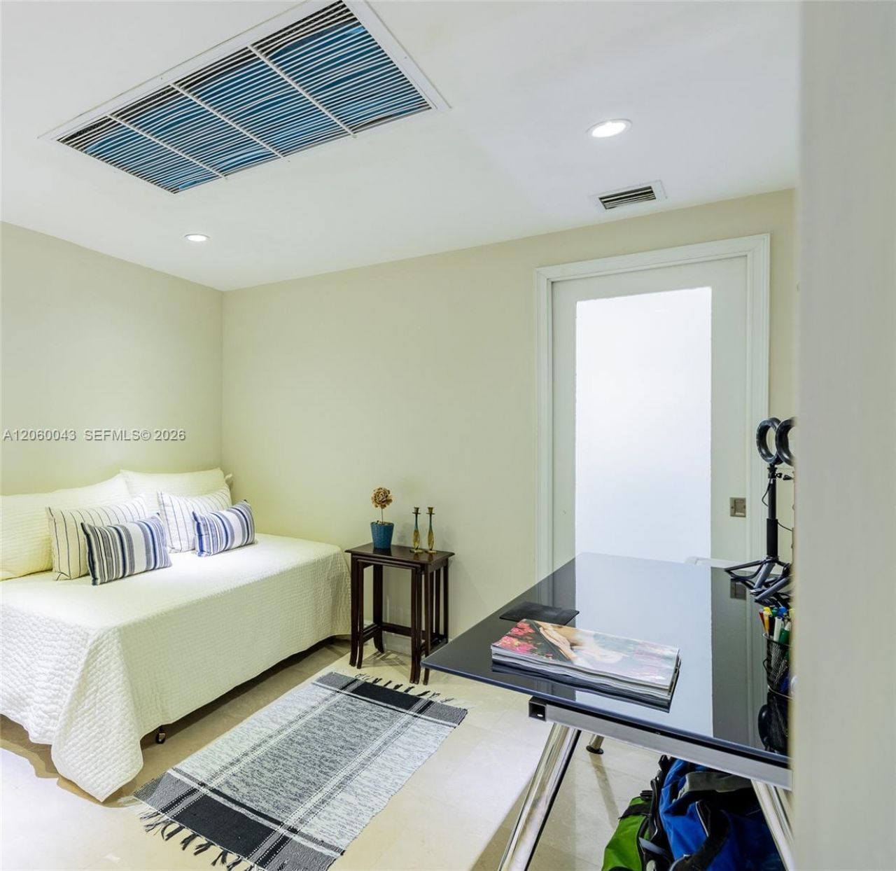5255 Collins Ave , Unit 11E, Miami Beach, FL 33140 Photo