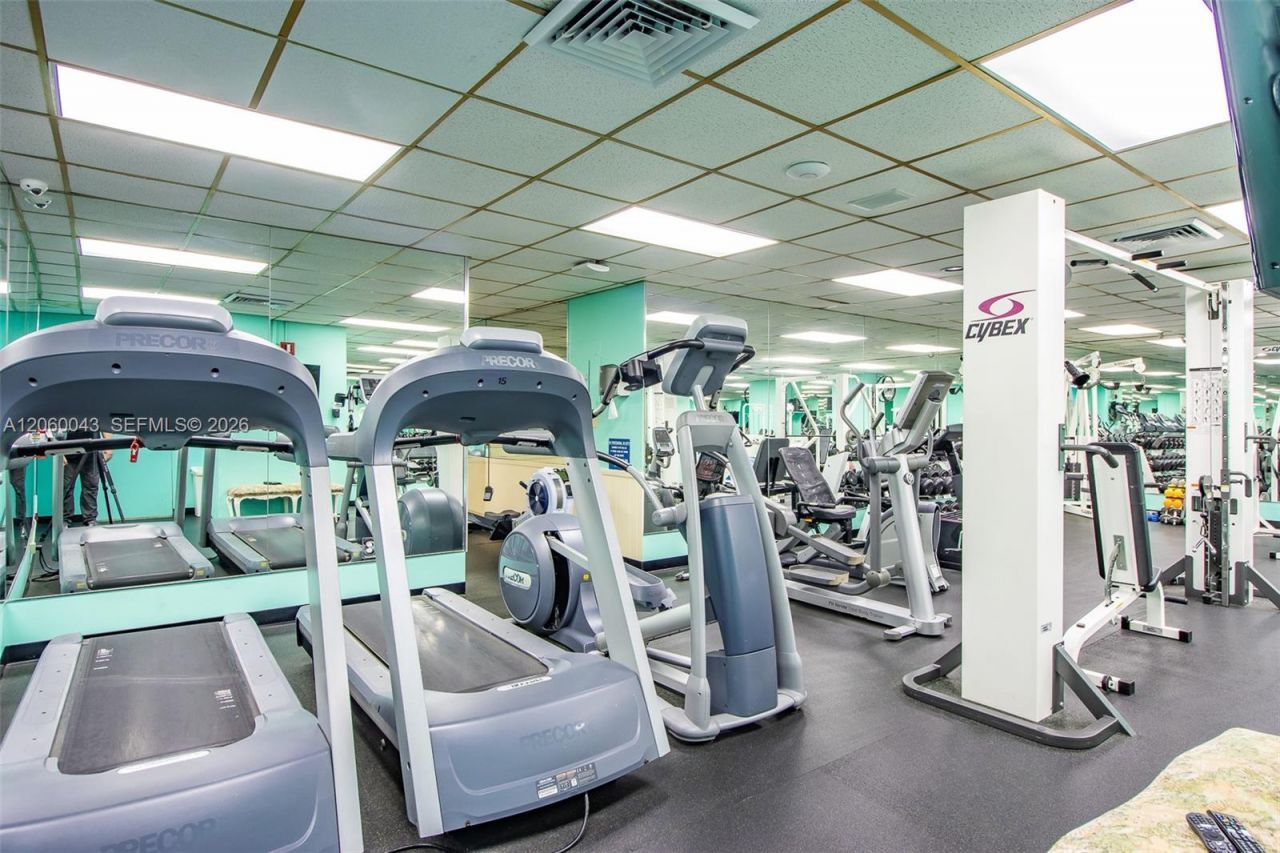 5255 Collins Ave , Unit 11E, Miami Beach, FL 33140 Photo