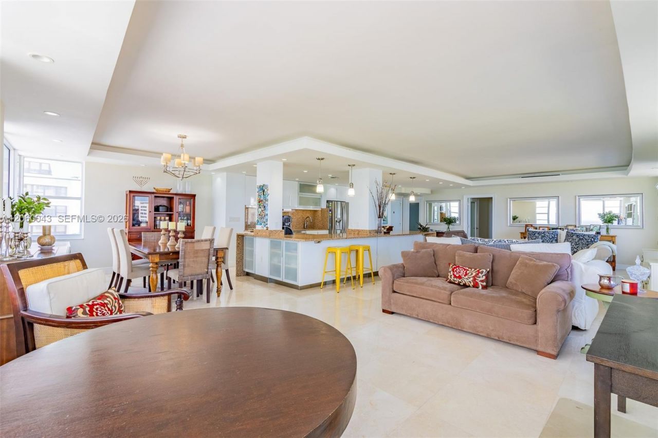 5255 Collins Ave , Unit 11E, Miami Beach, FL 33140 Photo