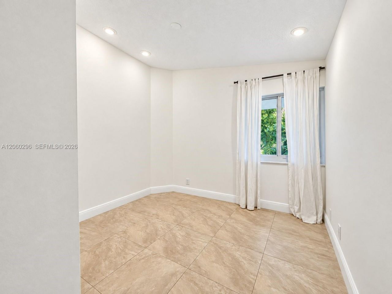 10665 San Bernardino Way, Boca Raton, FL 33428 Photo