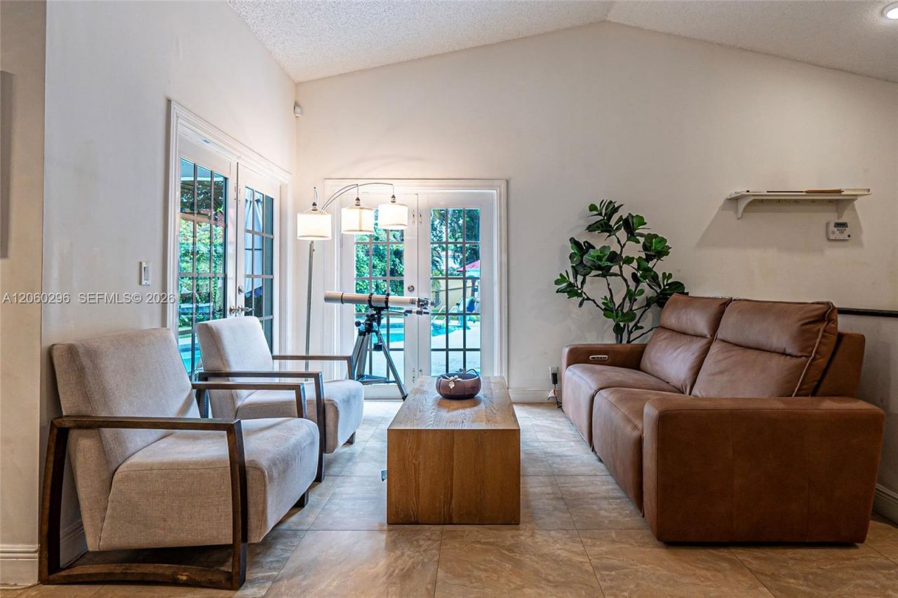 10665 San Bernardino Way , Boca Raton, FL 33428 Photo