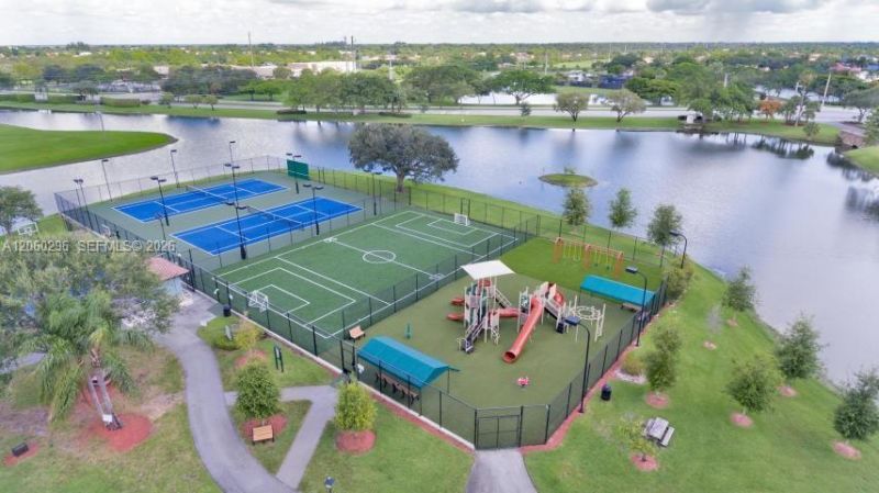 10665 San Bernardino Way, Boca Raton, FL 33428 Photo
