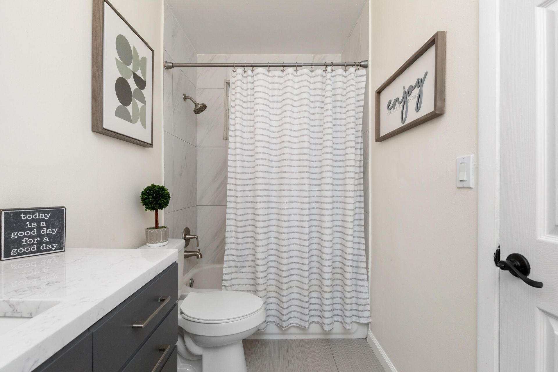 5799 Woodland Point Drive, Tamarac, FL 33319 Photo
