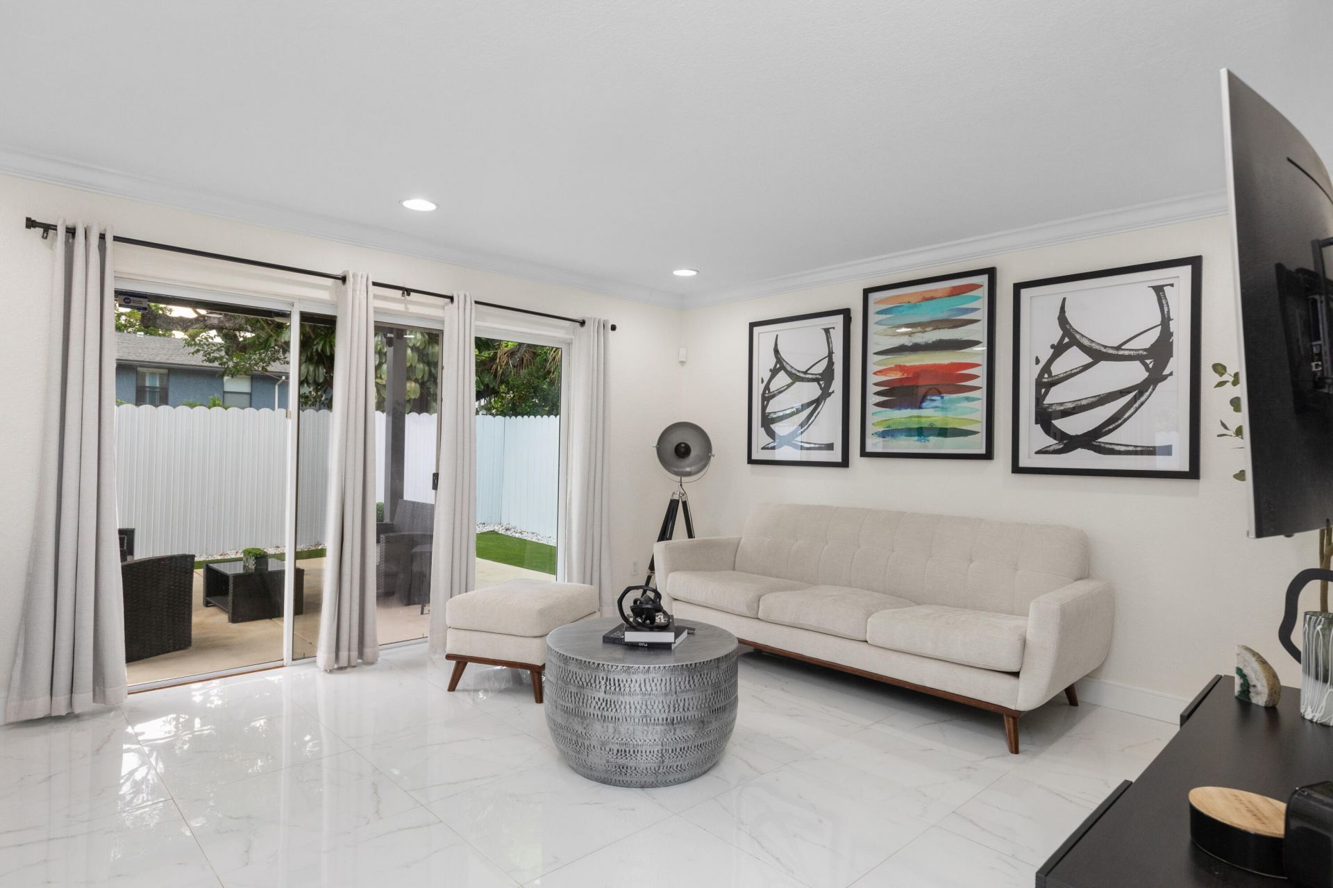 5799 Woodland Point Drive, Tamarac, FL 33319 Photo