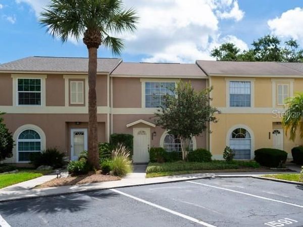 1594 CHATEAUX DE VILLE COURT , CLEARWATER, FL 33764