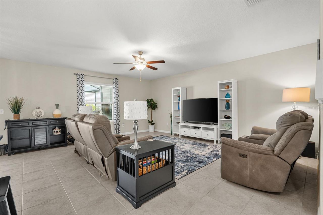 9823 Lemon Drop Loop , Ruskin, FL 33573 Photo