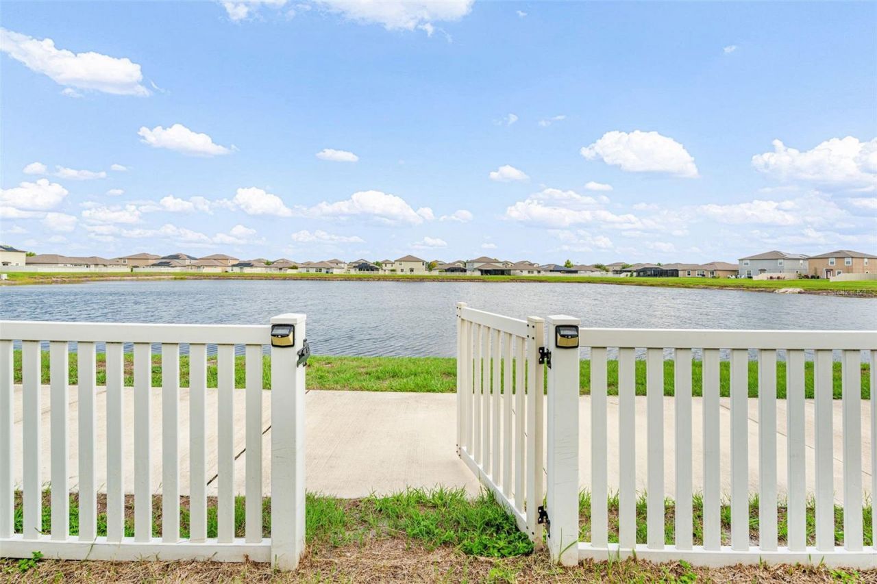 9823 Lemon Drop Loop , Ruskin, FL 33573 Photo