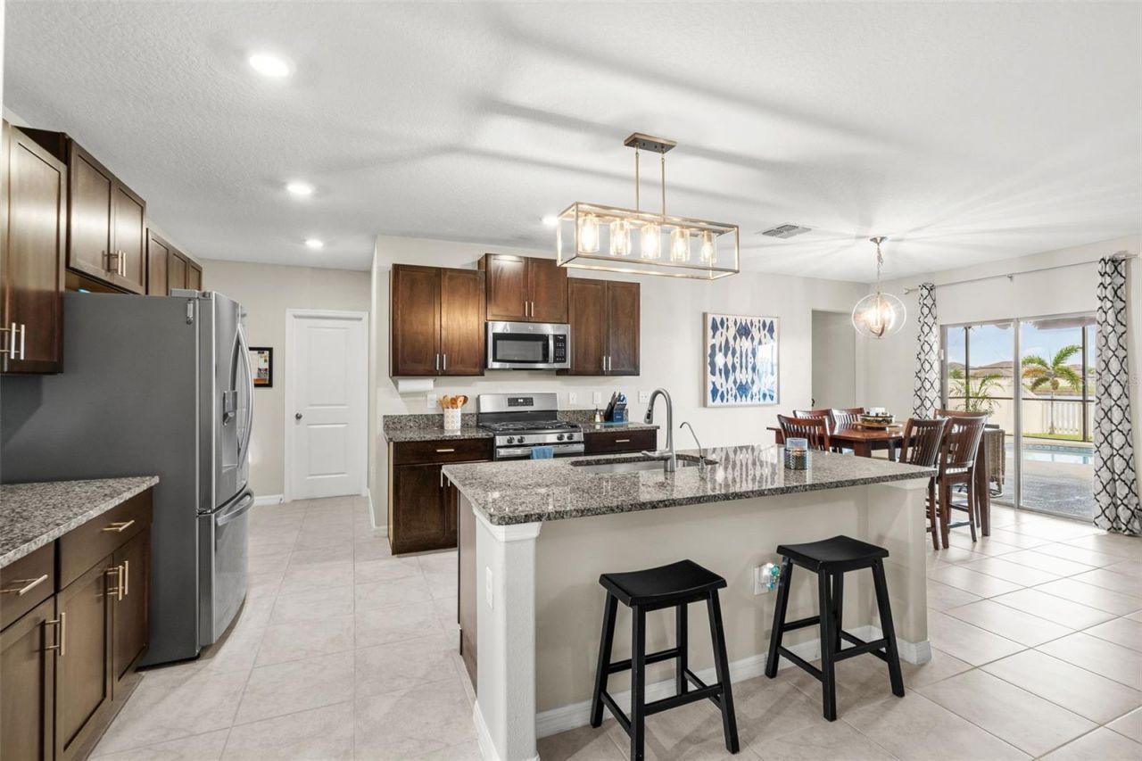 9823 Lemon Drop Loop , Ruskin, FL 33573 Photo