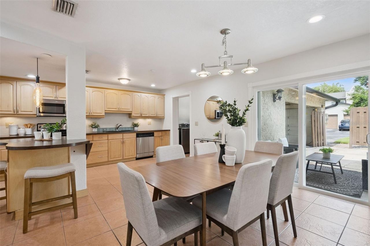 1713 Gulfview Drive, Unit 435B, Maitland, FL 32751 Photo
