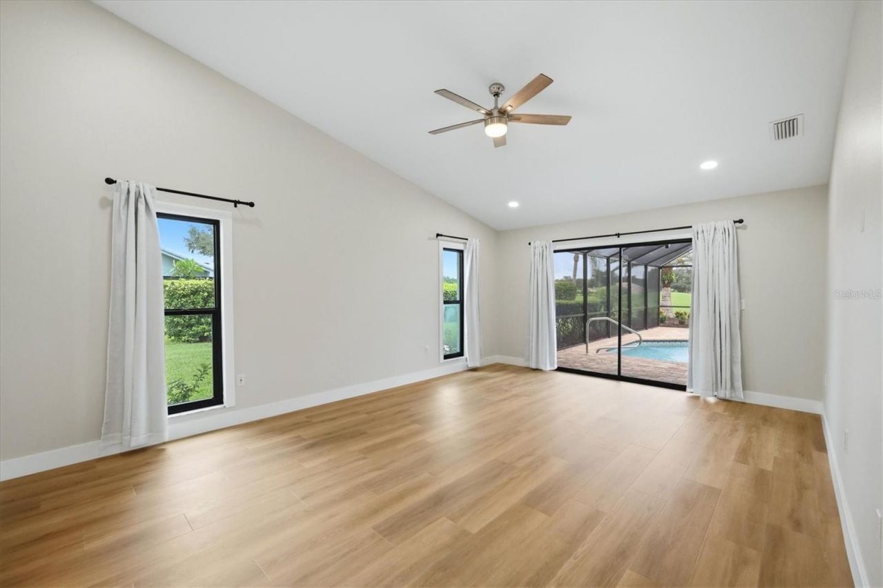 8822 Misty Creek Drive, Sarasota, FL 34241 Photo