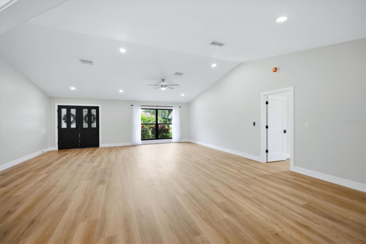 8822 Misty Creek Drive, Sarasota, FL 34241 Photo