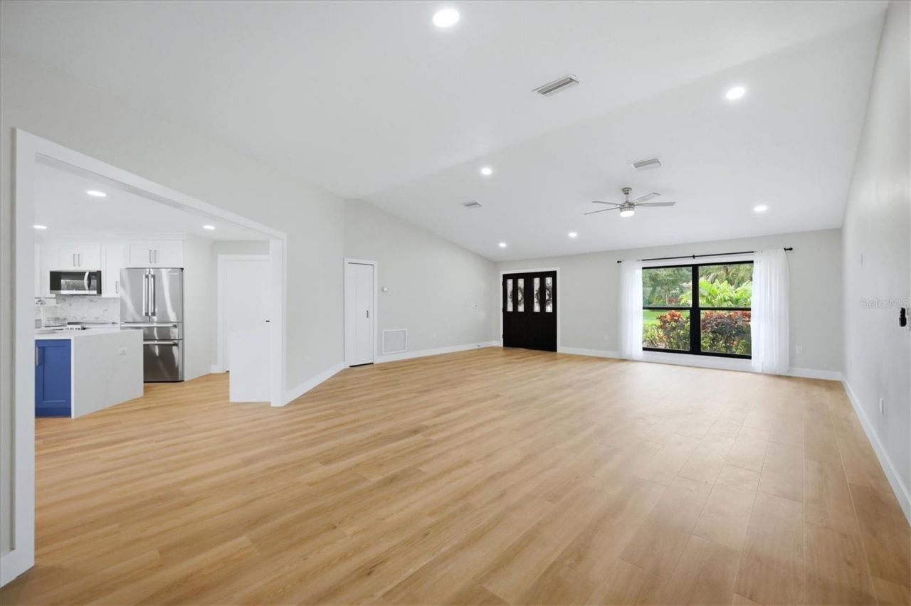 8822 Misty Creek Drive, Sarasota, FL 34241 Photo