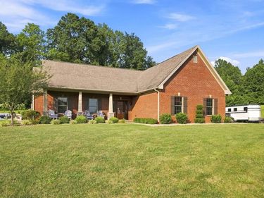 3001 Bell Road, Philpot, KY 42366