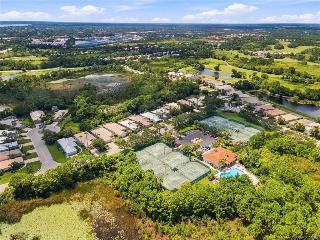 3694 NW Pin Oak Drive, Jensen Beach, FL 34957 Photo