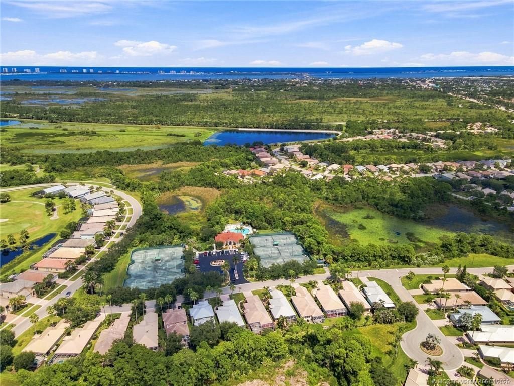 3694 NW Pin Oak Drive, Jensen Beach, FL 34957 Photo