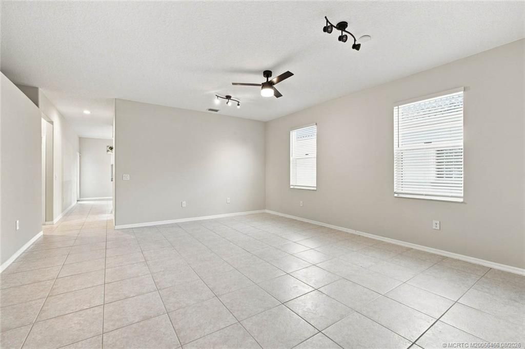 3694 NW Pin Oak Drive, Jensen Beach, FL 34957 Photo