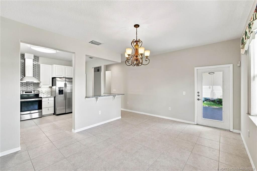 3694 NW Pin Oak Drive, Jensen Beach, FL 34957 Photo