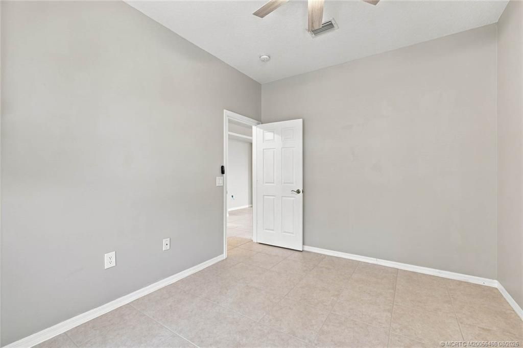 3694 NW Pin Oak Drive, Jensen Beach, FL 34957 Photo