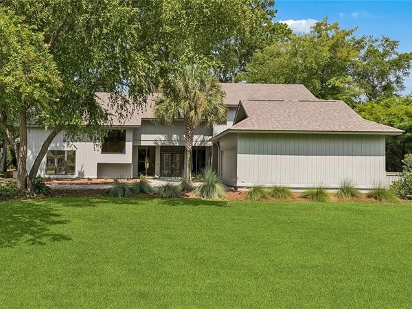 103 LONGWOOD Drive , Mandeville, LA 70471