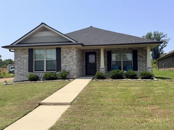 8673 Kimberly Dawn Drive, Southaven, MS 38671