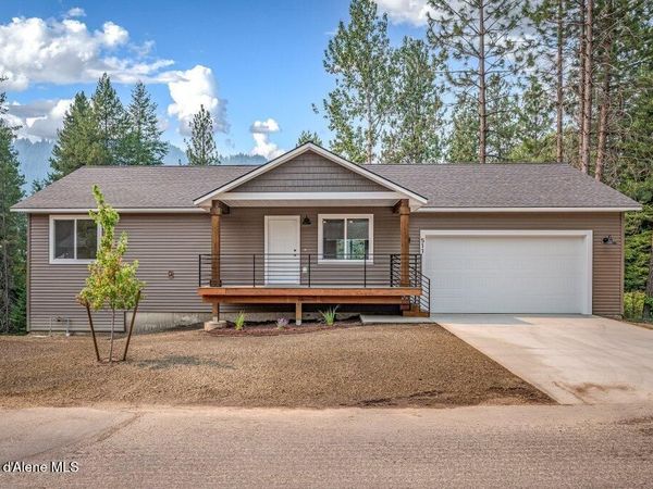 511 Lower Rio Vista St, Osburn, ID 83849