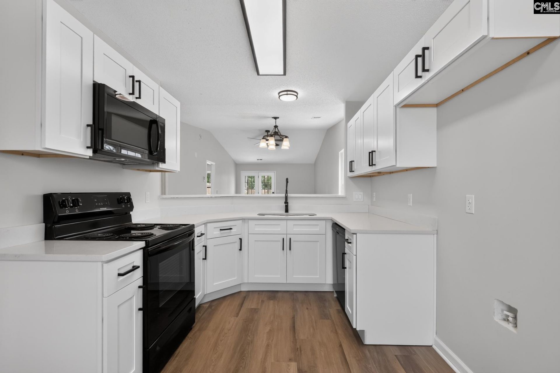 107 Linville Court  Photo 4
