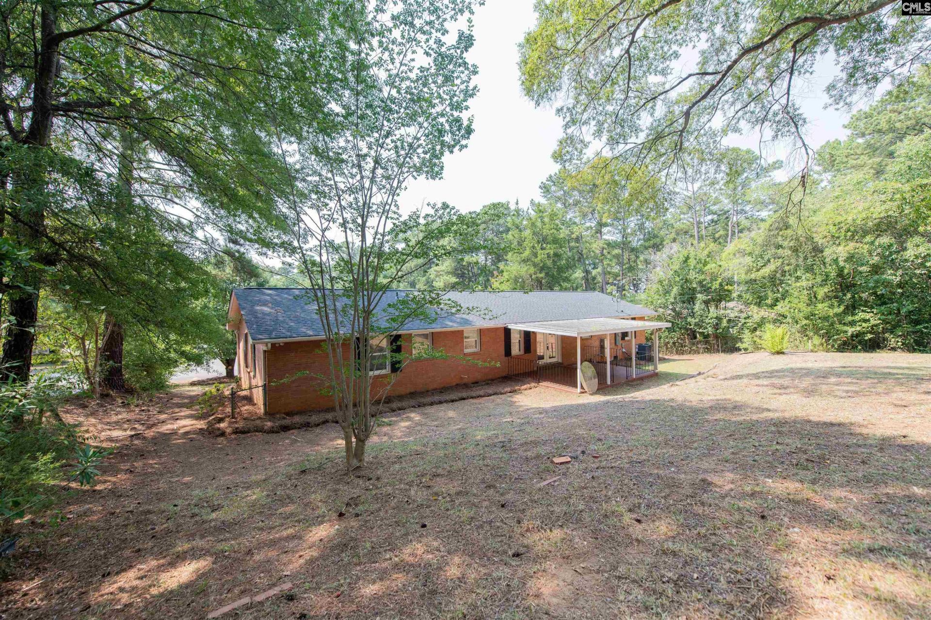 405 Grenadier Drive  Photo 11