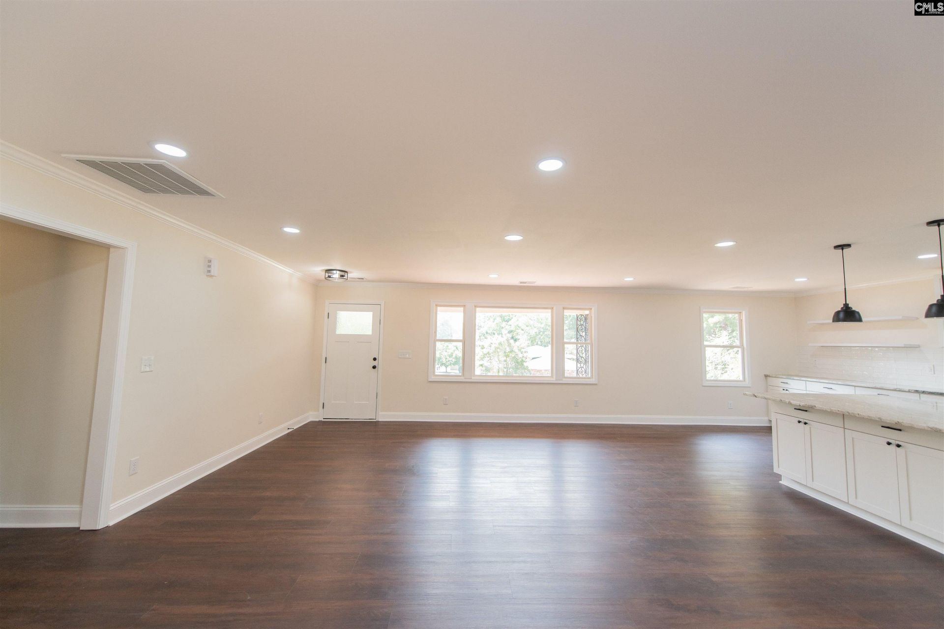 405 Grenadier Drive  Photo 15