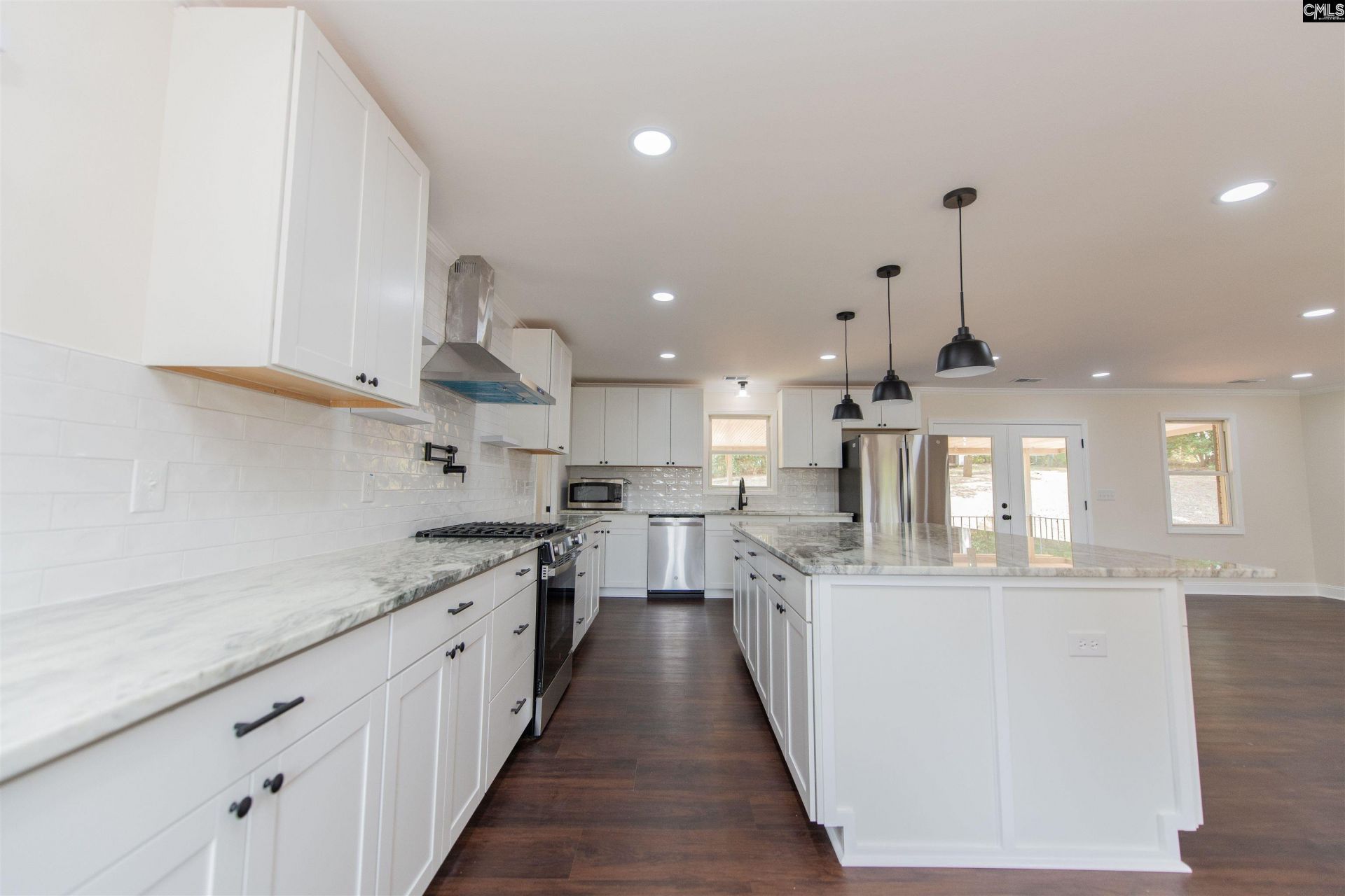 405 Grenadier Drive  Photo 24