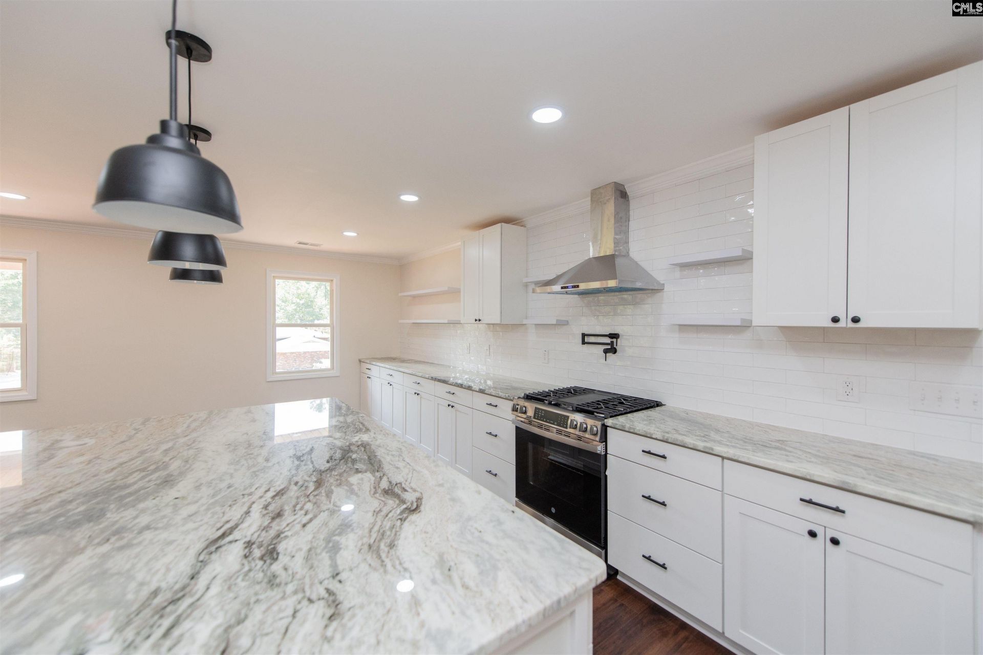 405 Grenadier Drive  Photo 38