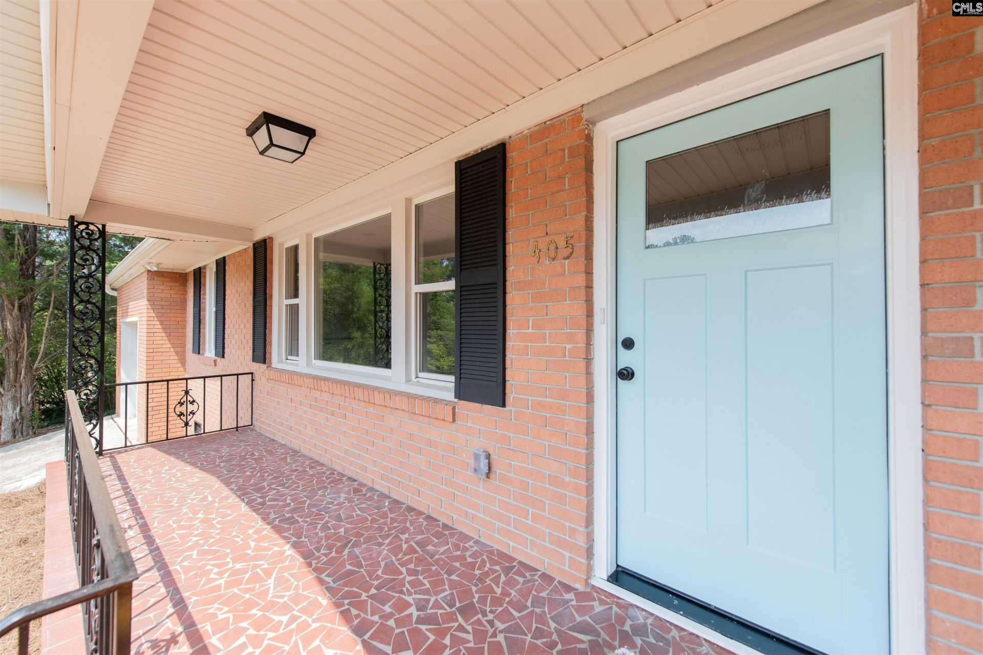 405 Grenadier Drive  Photo 4