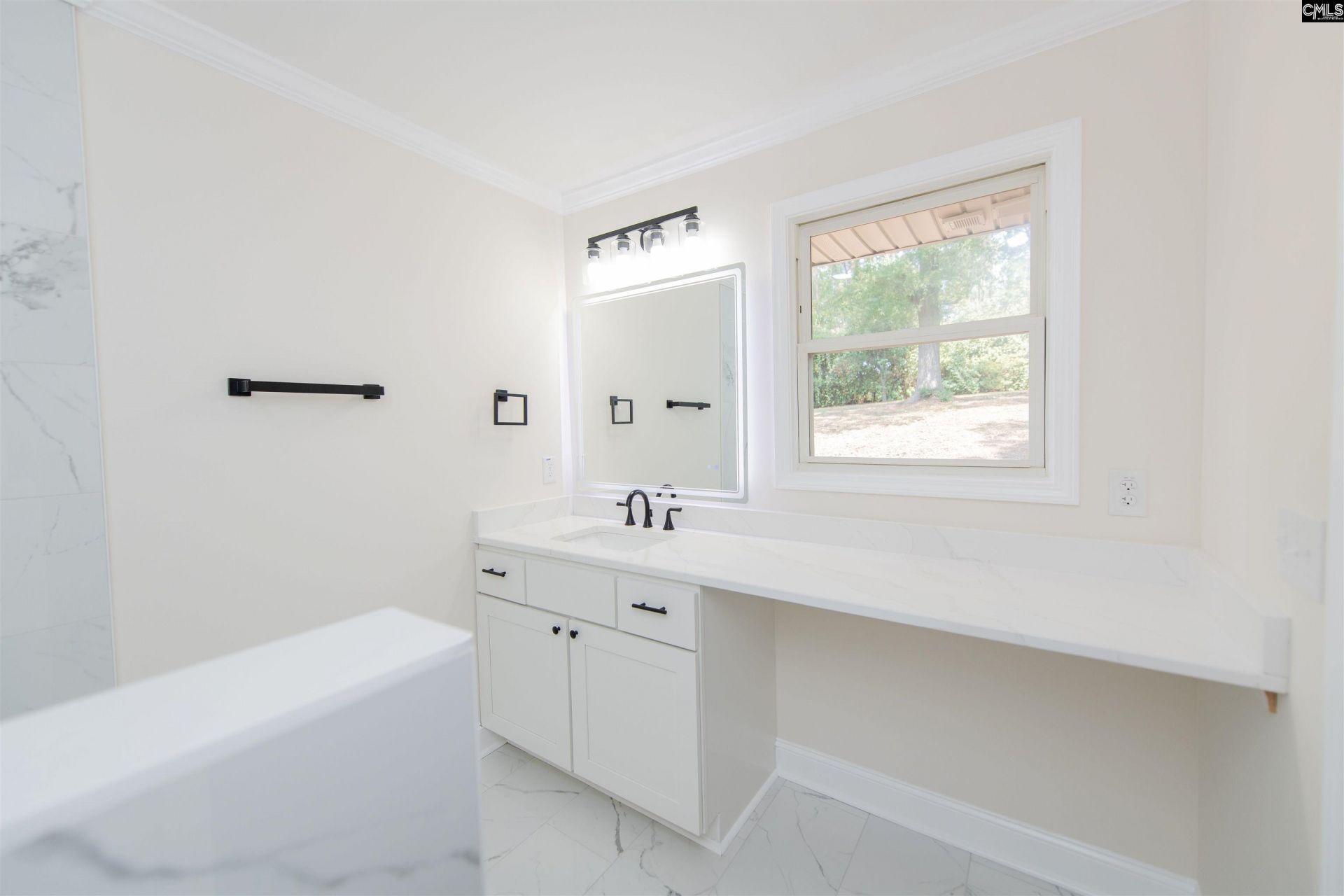 405 Grenadier Drive  Photo 41