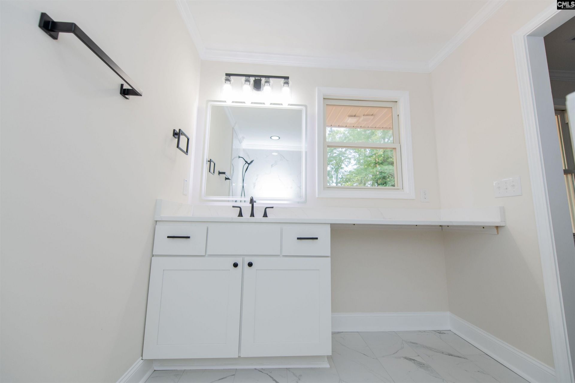 405 Grenadier Drive  Photo 42
