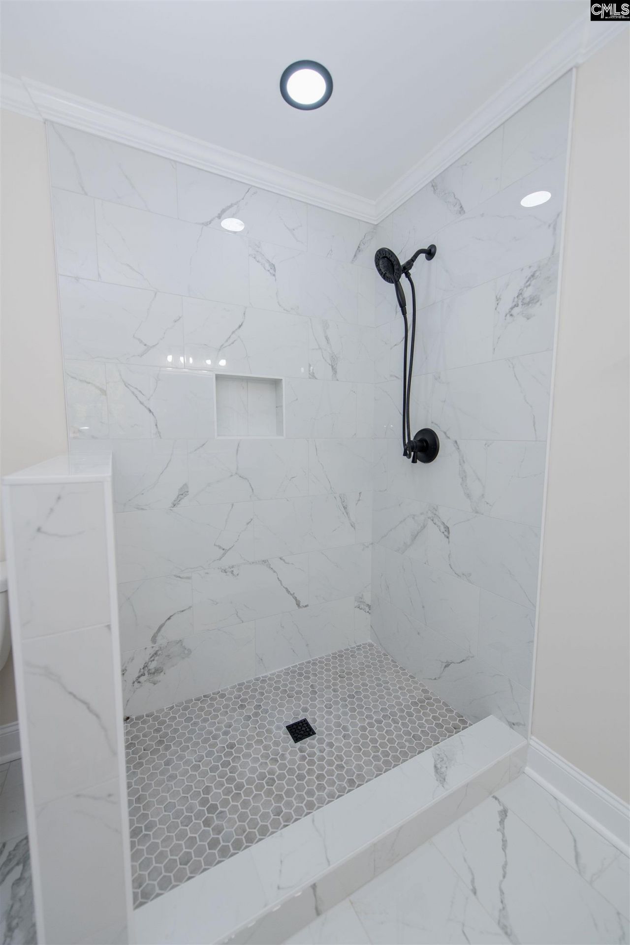 405 Grenadier Drive  Photo 45