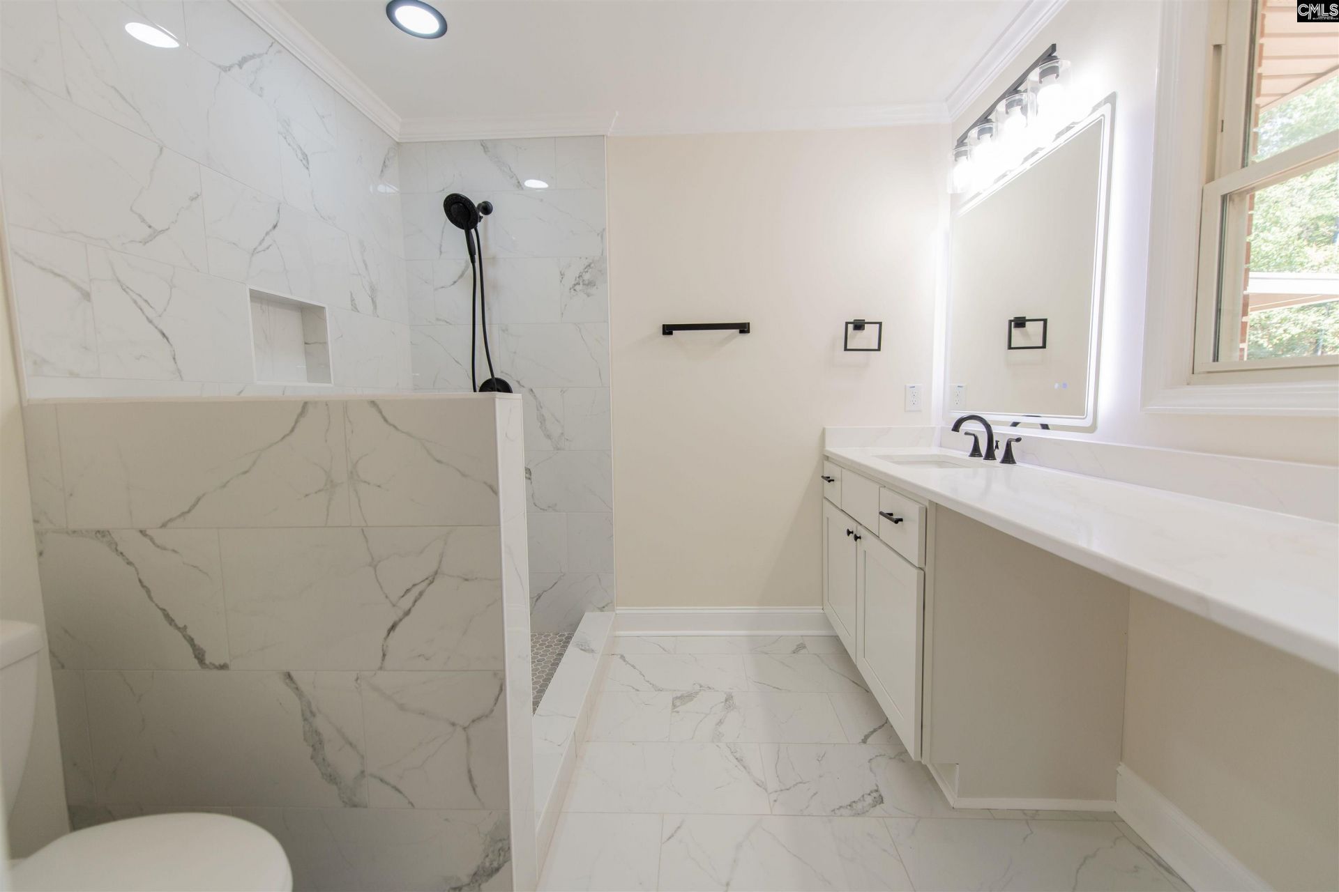 405 Grenadier Drive  Photo 50