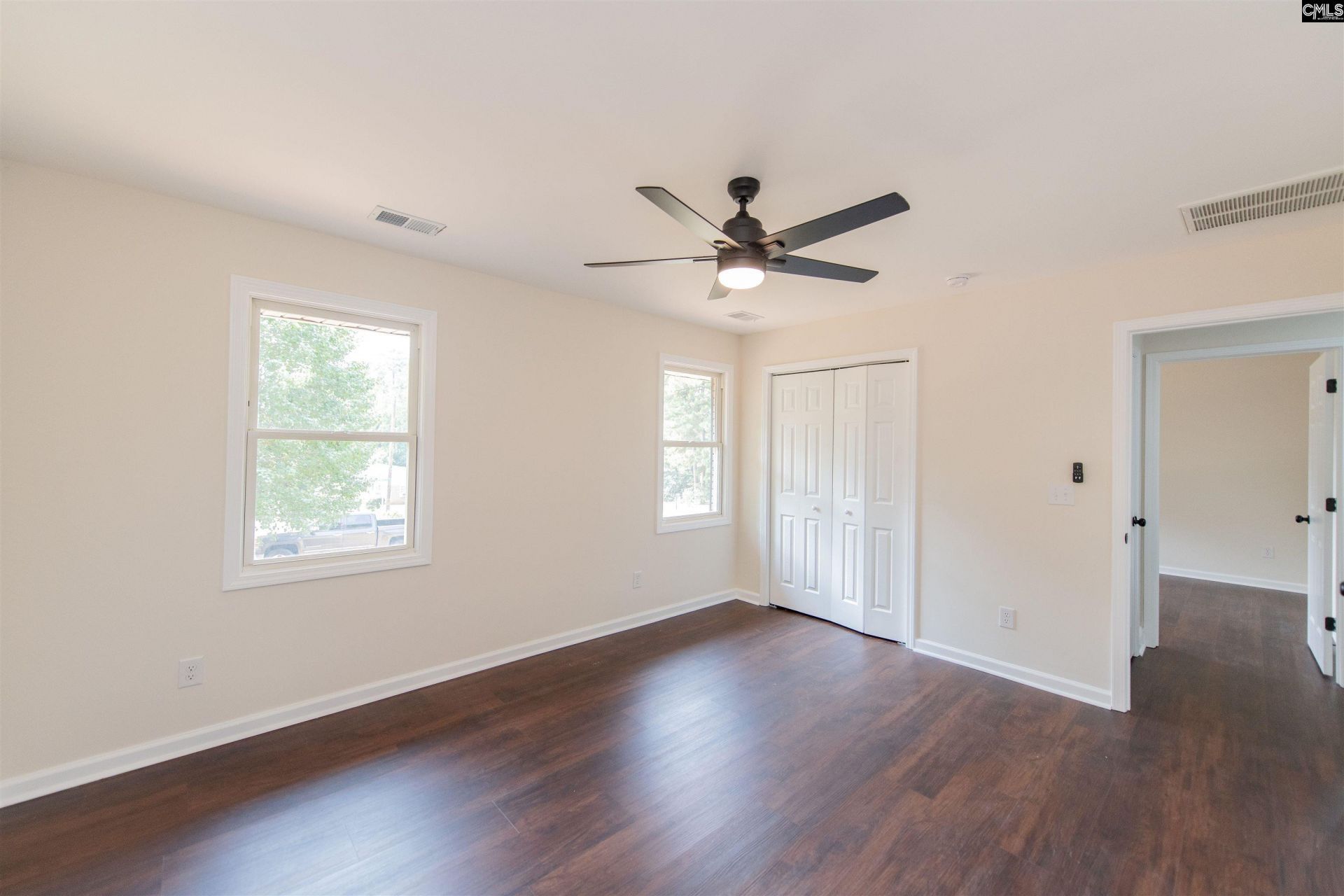 405 Grenadier Drive  Photo 56