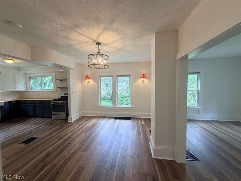 548 Cuyahoga Street, Kent, OH 44240 Photo 6