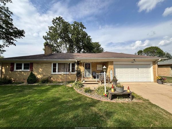 147 HILLTOP DRIVE, Green Bay, WI 54301