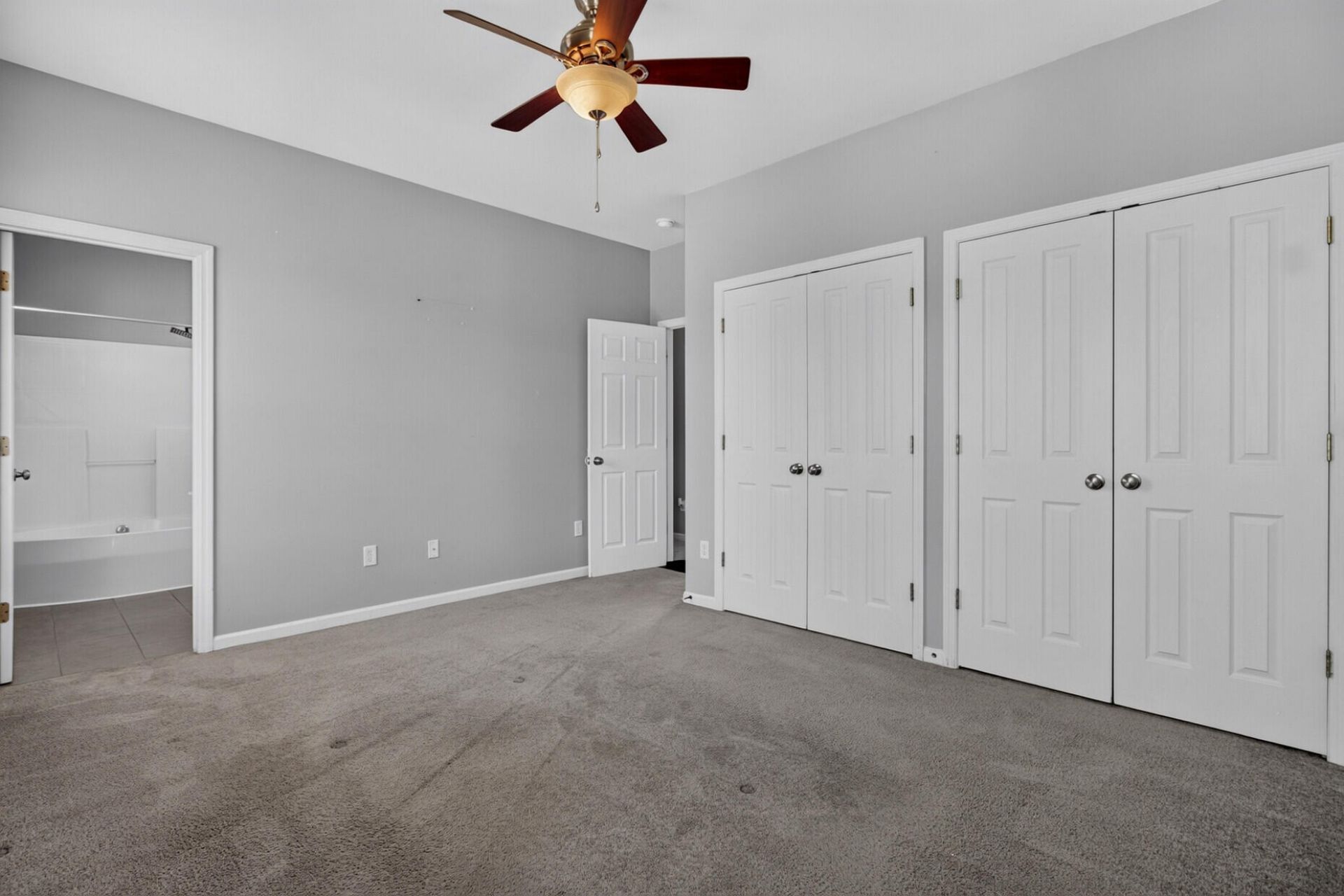 208 Dandelion Street Photo 18