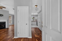 208 Dandelion Street photo 4