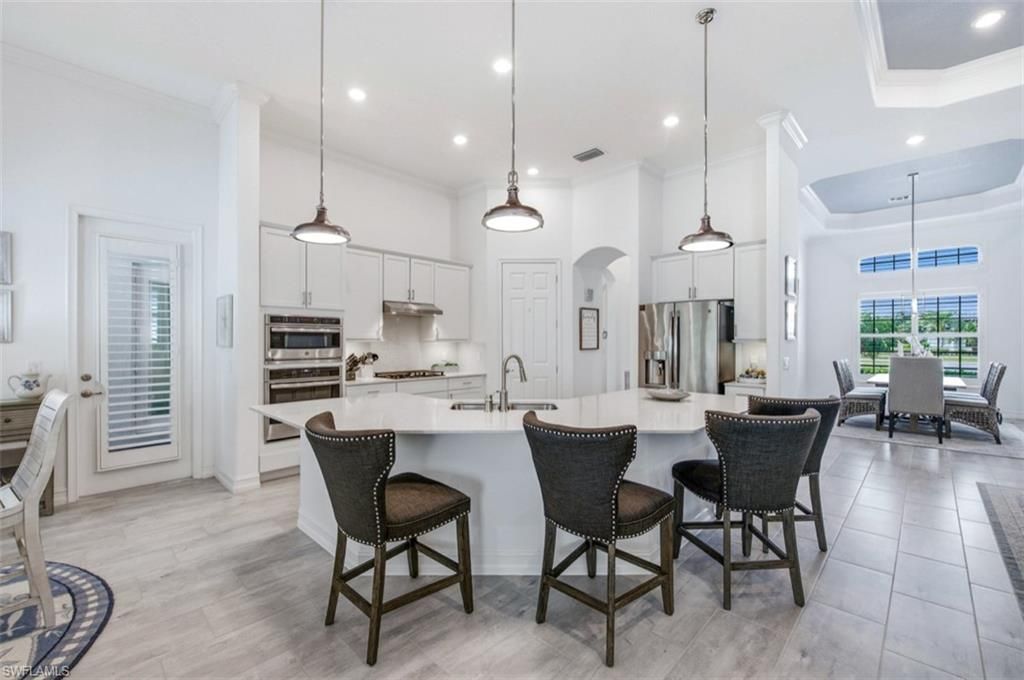 2287 Somerset Pl, Naples, FL 34120 Photo