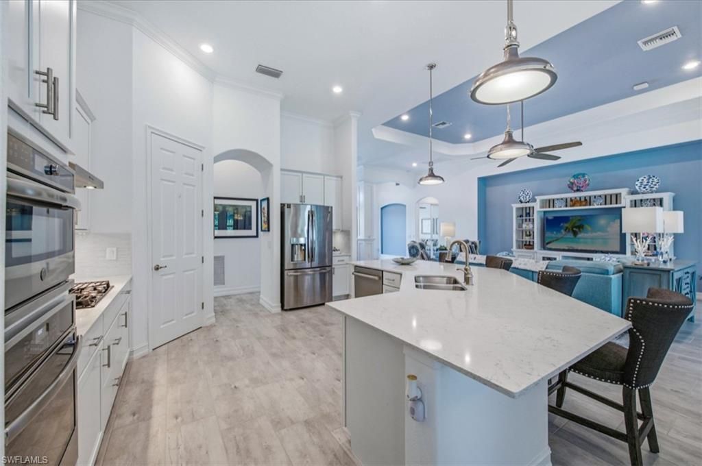 2287 Somerset Pl, Naples, FL 34120 Photo