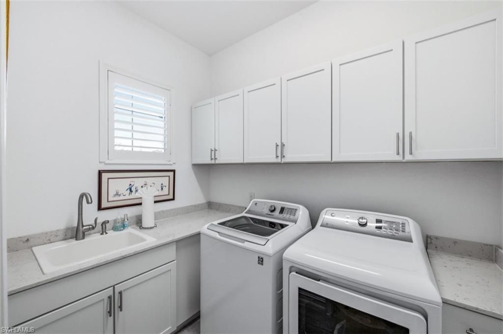 2287 Somerset Pl, Naples, FL 34120 Photo