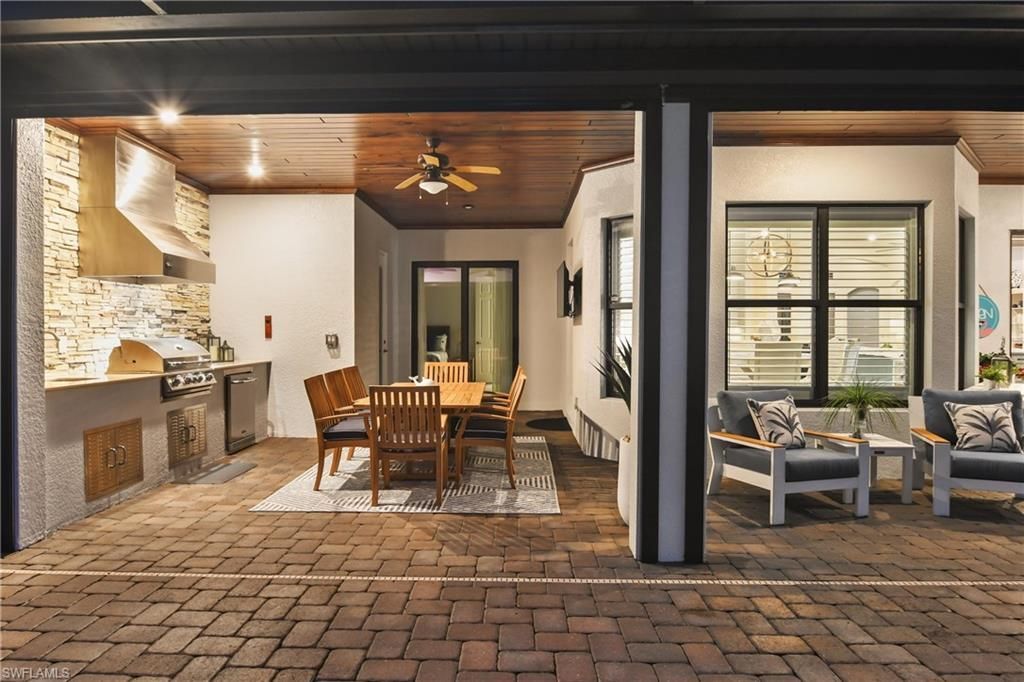 2287 Somerset Pl, Naples, FL 34120 Photo