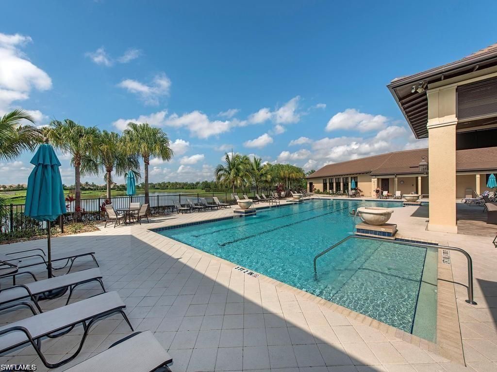 2287 Somerset Pl, Naples, FL 34120 Photo